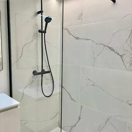 Jardin & * دي بان